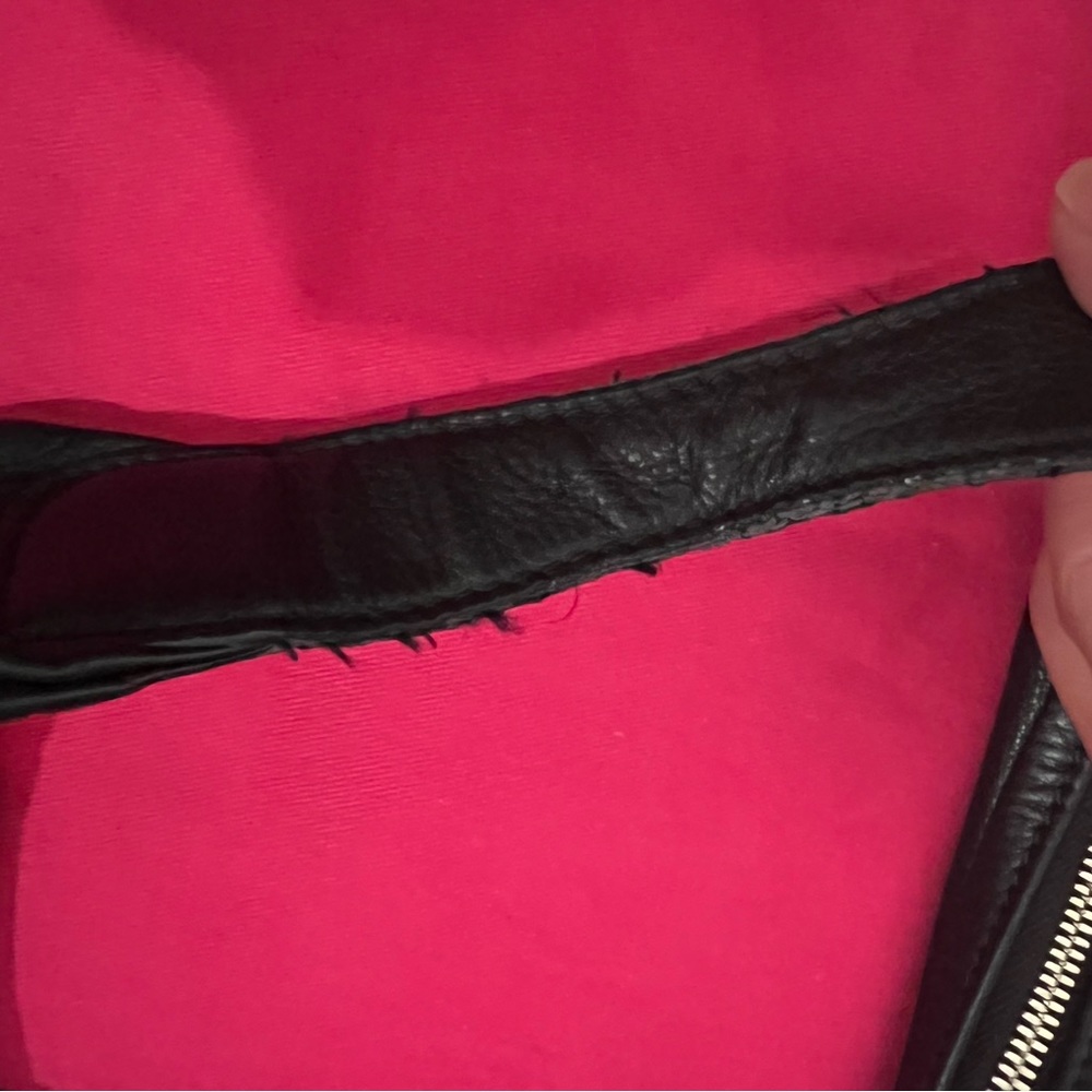 Black Gucci Hobo Embossed Large Bag - Picture 8 of 9